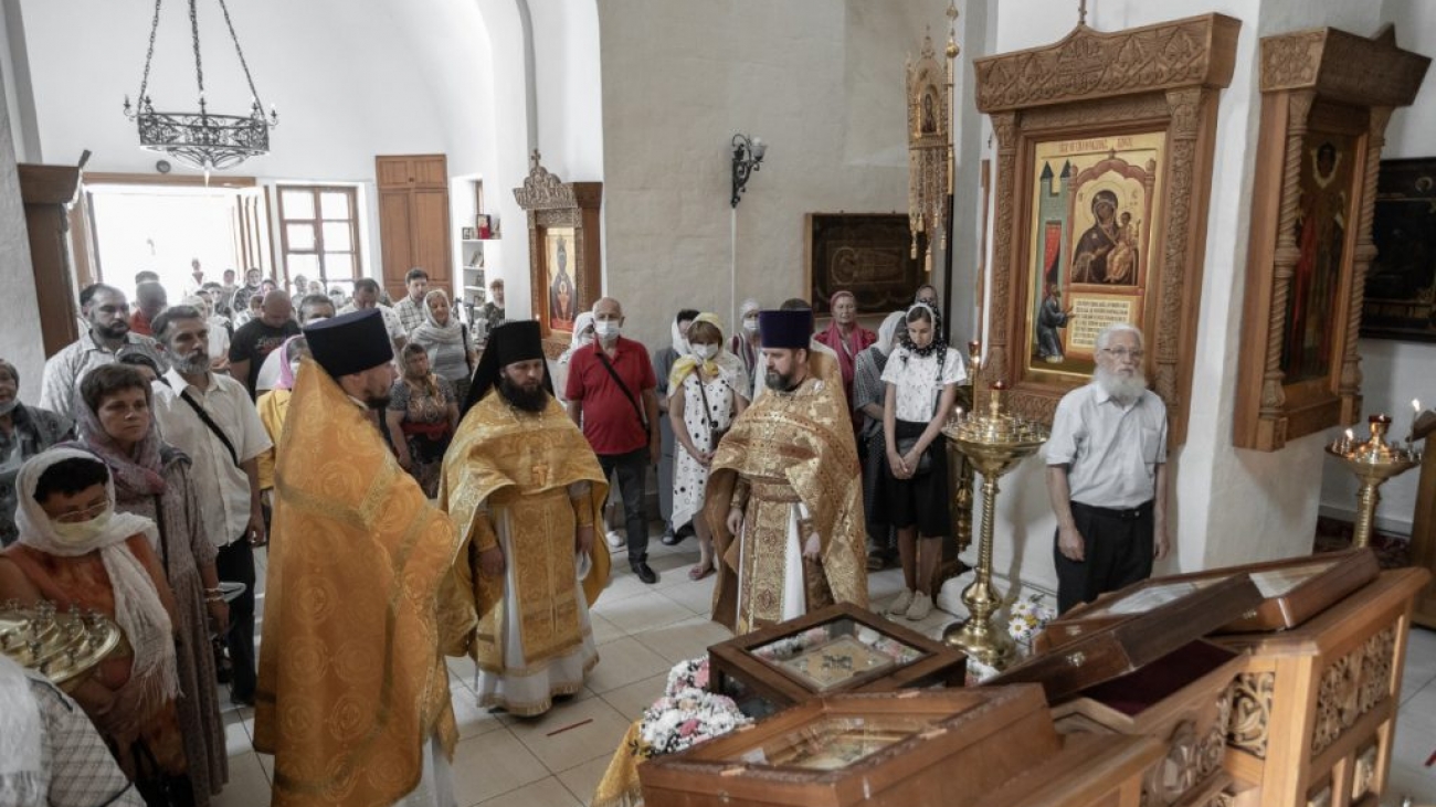 В Успенском монастыре г. Старицы поклонились мощам святого князя Александра Невского